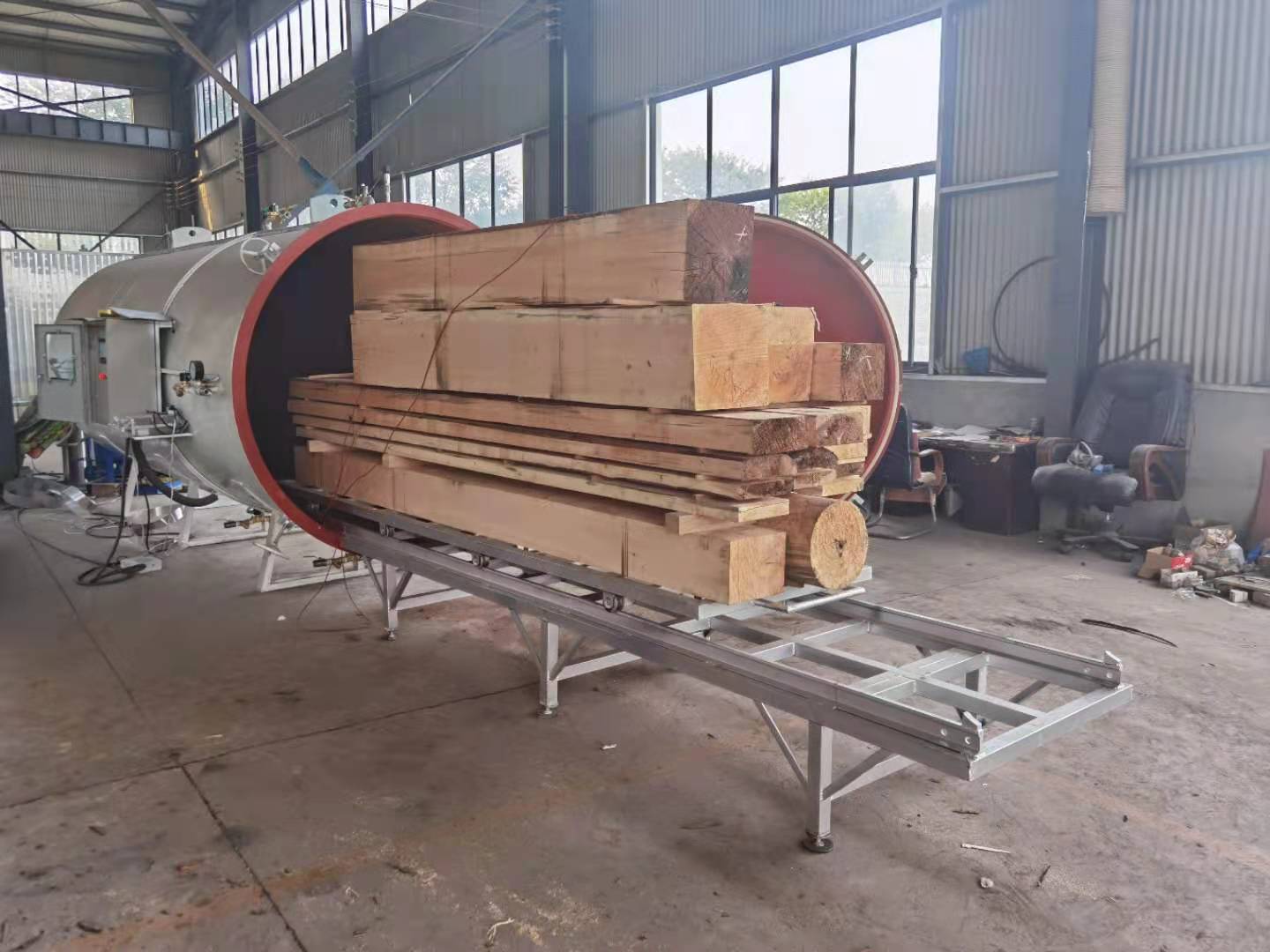 不同材种木材真空烘干工艺参数差异化适配:联能机械五年实测数据汇总 不同材种木材真空烘干工艺参数差异化适配:联能机械五年实测数据汇总