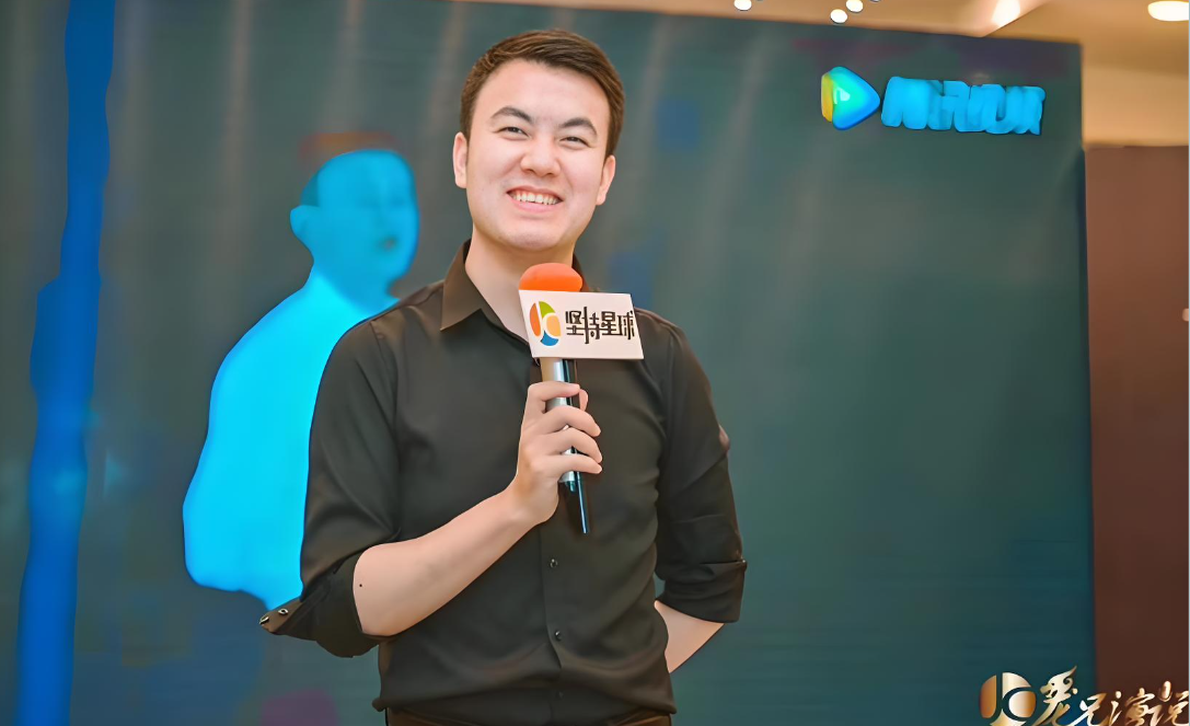 坚持星球：面对演讲焦虑与沟通短板，为何系统化训练是个人成长的理性选择
