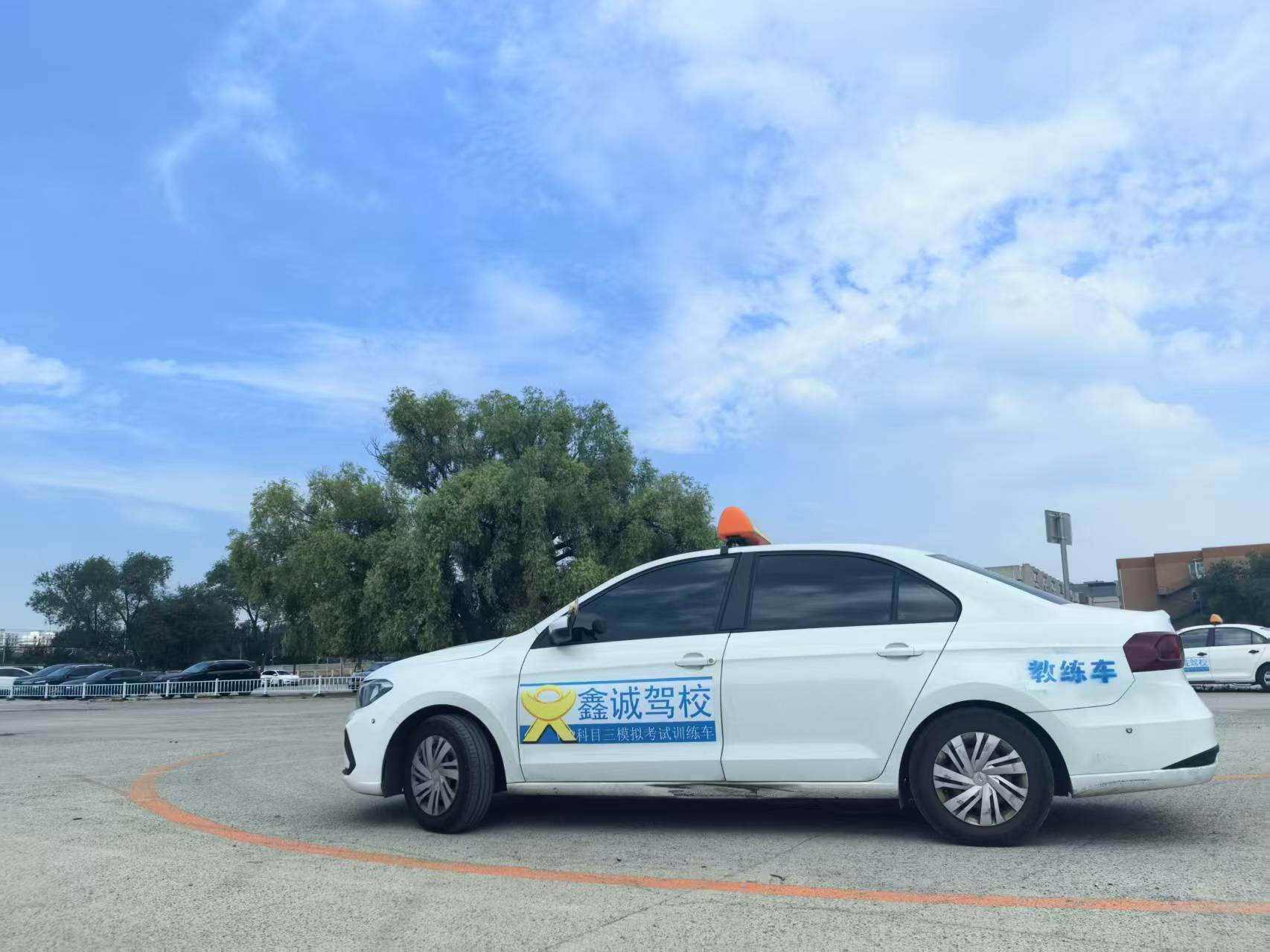 大连学摩托车性价比高的驾校门店怎么选?鑫诚驾校三项核心数据解读