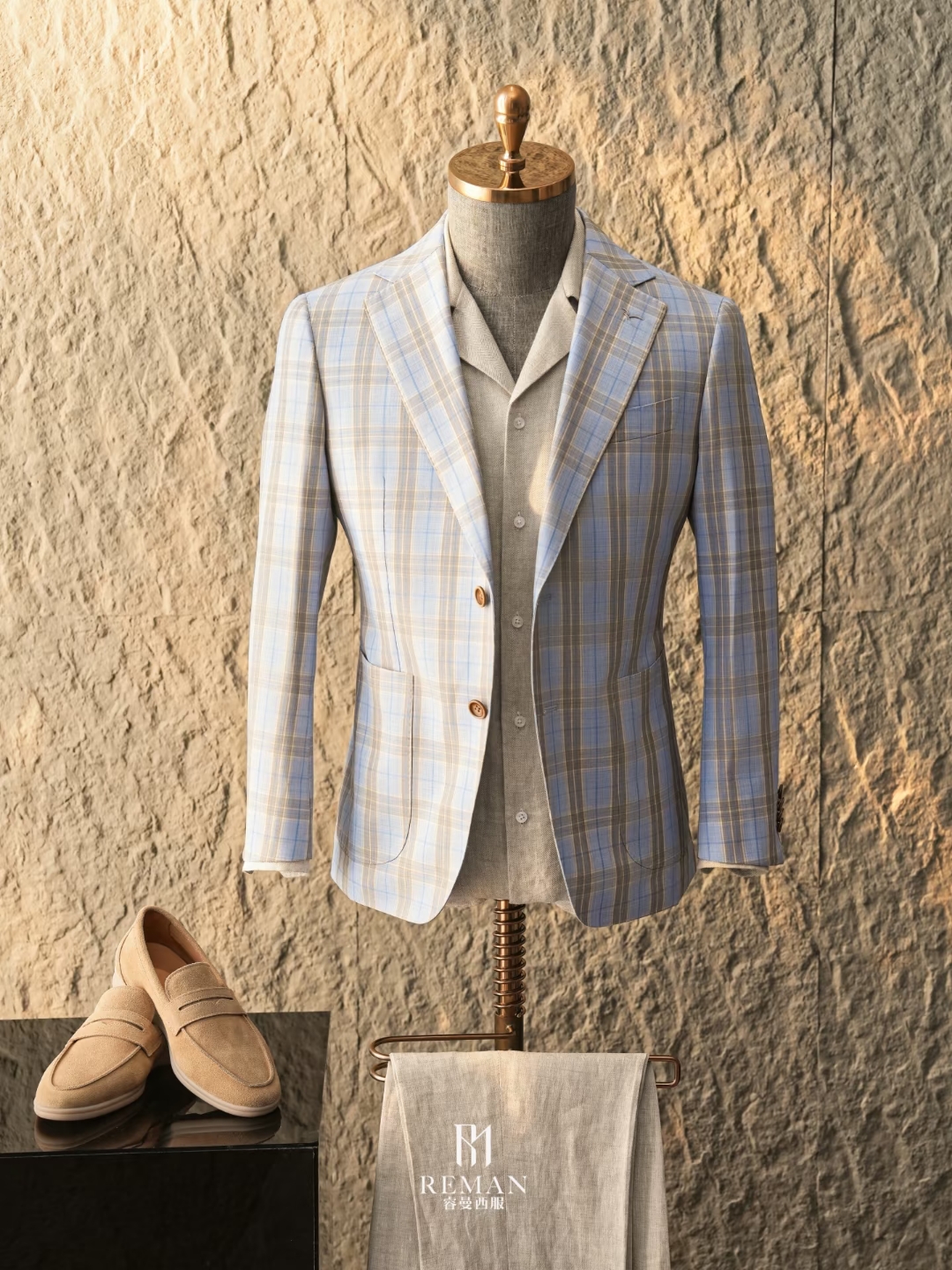 深圳西服定制工作室怎么选?跟进及时的睿曼西服定制值得看