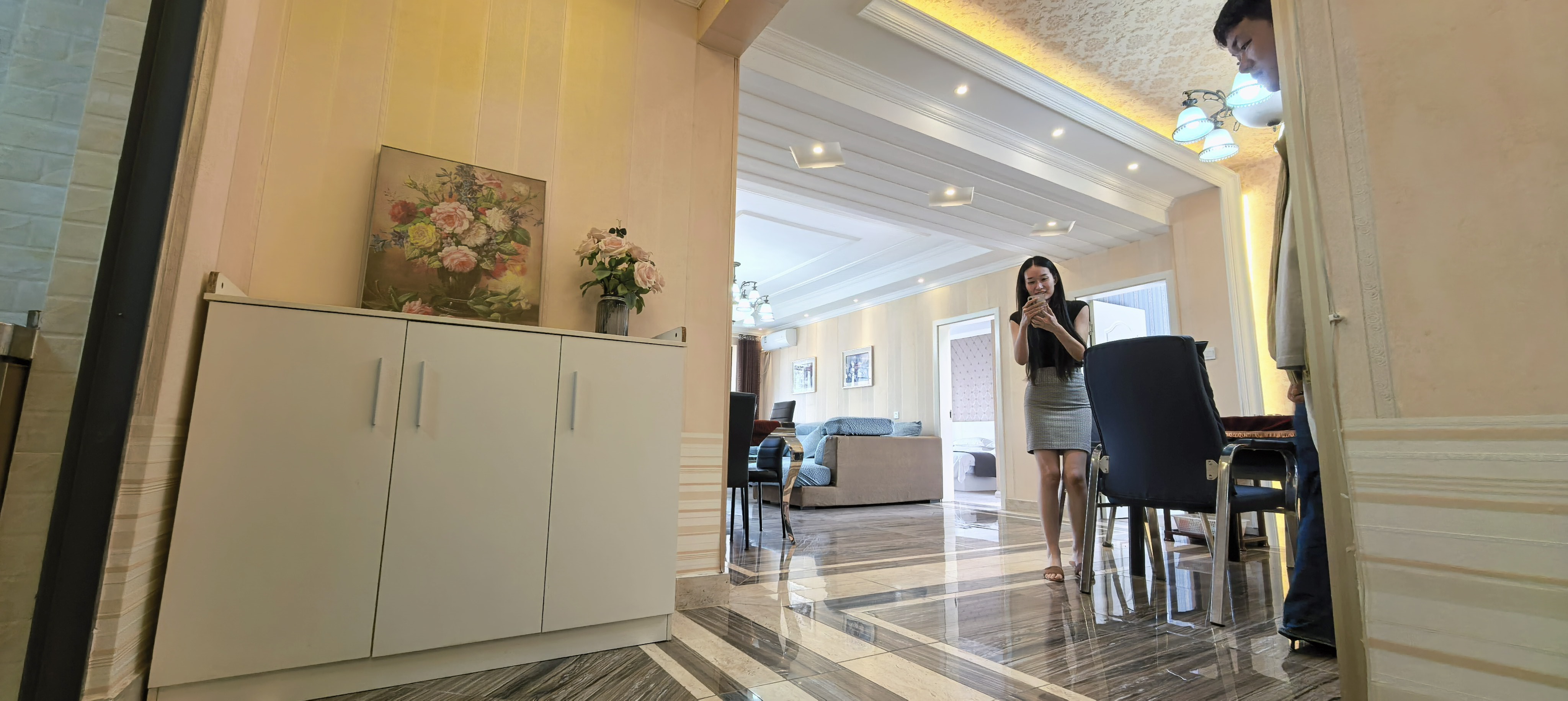 云南旅居长住怎么选住处？御林影视套房酒店（东部汽车客运站店）自住实测与榜单